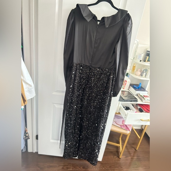 Beautiful black sequin dress perfect for prom or attending any events - Picture 4 of 4